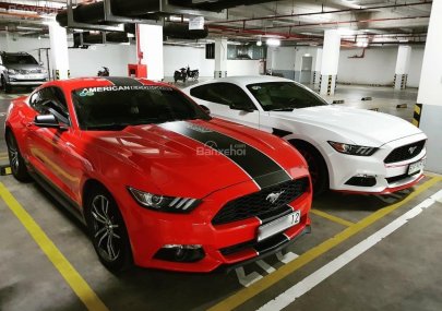 Ford Mustang 2015 - Cần bán xe Ford Mustang sản xuất 2015, màu đỏ, nhập khẩu