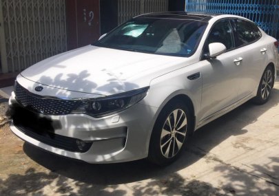 Kia Optima 2017 - Cần bán gấp Kia Optima sản xuất năm 2017, màu trắng, giá tốt