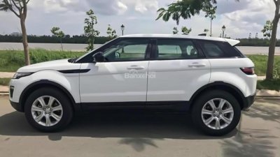 LandRover Evoque 2017 - Cần bán LandRover Evoque sản xuất năm 2017, màu trắng, nhập khẩu nguyên chiếc