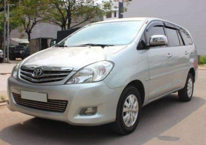 Toyota Innova  AT 2008 - Cần bán Toyota Innova AT đời 2008, màu bạc, xe còn mới cứng