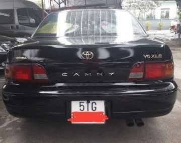 Toyota Camry 1992 - Bán Toyota Camry sản xuất năm 1992, màu đen, nhập khẩu, giá 230tr