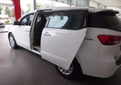 Kia Sedona   3.3L GATH   2018 - Bán xe Kia Sedona 3.3L GATH sản xuất năm 2018, màu trắng