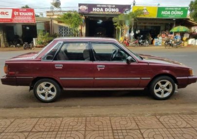 Toyota Camry 1985 - Cần bán xe Toyota Camry năm sản xuất 1985, màu đỏ, nhập khẩu nguyên chiếc, giá tốt