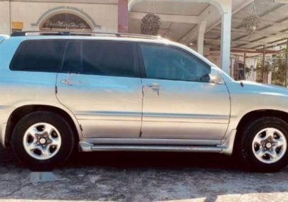 Toyota Highlander 2.4  2005 - Cần bán xe Toyota Highlander 2.4 đời 2005, màu bạc, giá 500tr