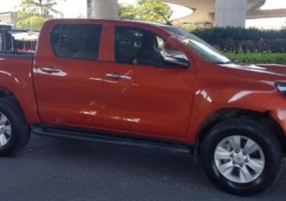 Toyota Hilux 2.5E 4x2 MT 2015 - Bán Toyota Hilux 2.5E 4x2 MT năm sản xuất 2015, màu đỏ