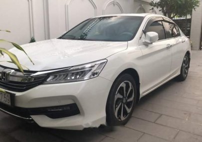 Honda Accord 2018 - Bán ô tô Honda Accord năm sản xuất 2018, màu trắng, nhập khẩu