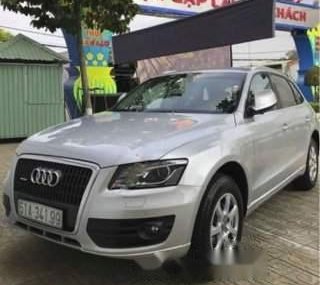 Audi Q5  2.0 AT	  2012 - Cần bán xe Audi Q5 2.0 AT 2012, màu bạc, số tự động