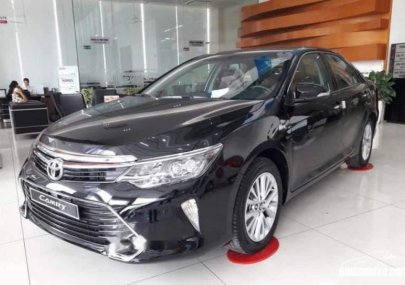 Toyota Camry   2019 - Bán Toyota Camry sản xuất 2019, màu đen, số tự động