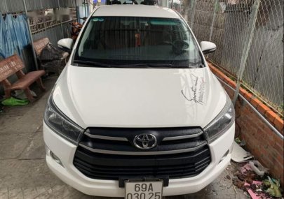 Toyota Innova   2016 - Bán lại xe Toyota Innova năm 2016, màu trắng, 650tr