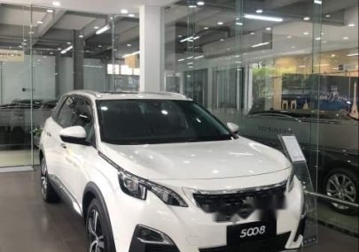 Peugeot 5008 2019 - Cần bán xe Peugeot 5008 sản xuất năm 2019, màu trắng, xe nhập