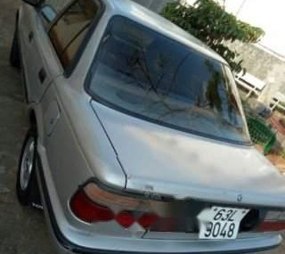 Toyota Corolla   1.6 MT   1988 - Bán Toyota Corolla 1.6 MT năm sản xuất 1988, màu bạc, xe gia đình