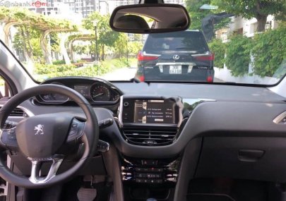 Peugeot 208 2013 - Bán xe Peugeot 208 đời 2013, màu trắng, nhập khẩu  