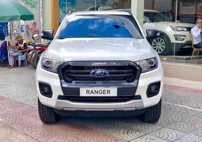 Ford Ranger XLS AT 2020 - Bán nhanh chiếc Ford Ranger XLS AT năm sản xuất 2020, màu trắng, nhập khẩu
