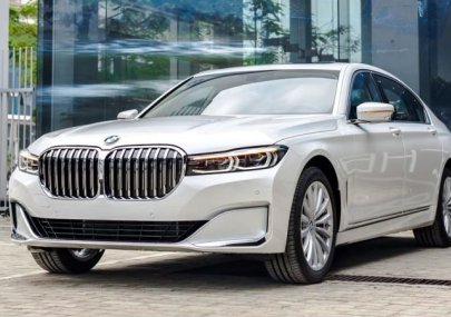 BMW 7 Series 2016 - Hỗ trợ mua xe trả góp lãi suất thấp - Giao xe nhanh tận nhà với chiếc BMW 7 Series 740Li 3.0 đời 2016