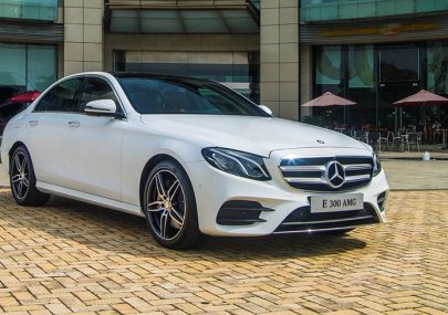 Mercedes-Benz C class C300 2019 - Mua xe trả góp lãi suất thấp - Giao dịch nhanh gọn với chiếc Mercedes-Benz C300 AMG, sản xuất 2019