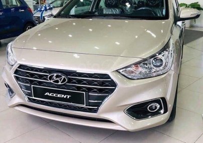 Hyundai Accent 1.4L AT  2019 - Hỗ trợ trả góp - Giao xe tận nhà: Khi mua Hyundai Accent 1.4L AT đời 2019, màu vàng cát