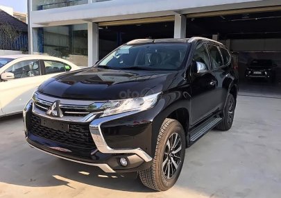 Mitsubishi Pajero Sport 4x2 AT 2019 - Khuyến mại về giá + Hỗ trợ trả góp: Khi mua xe Mitsubishi Pajero Sport 4x2 AT năm sản xuất 2019, màu đen